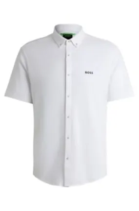 Camisa regular fit de punto de algodón resistente a las arrugas