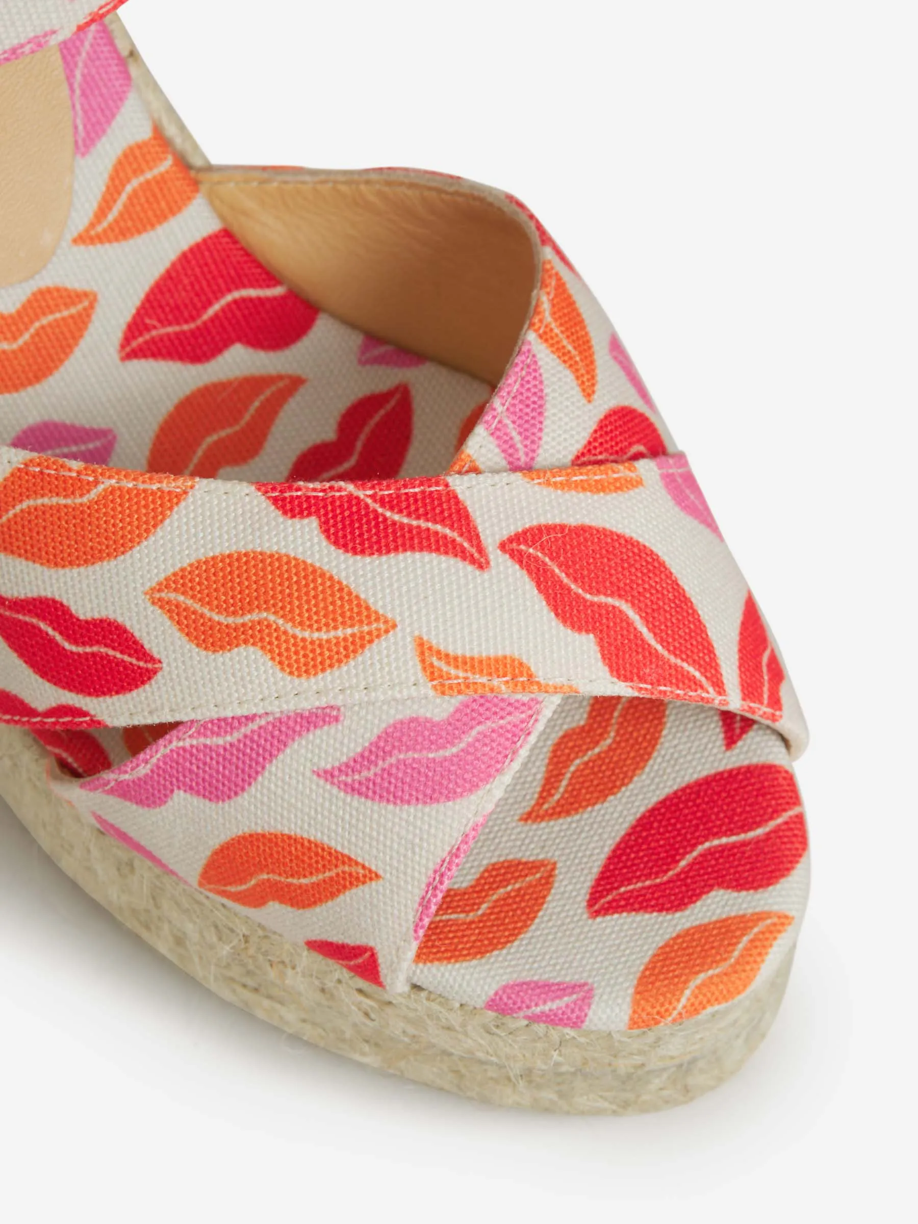 Castañer Sandalias Cuña Besos