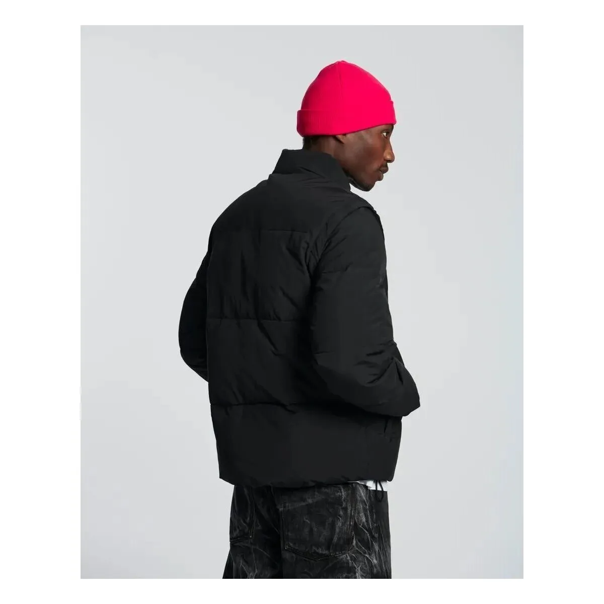 I032534.89 DETACHABLE SLEEVES PUFFER-99 BLACK