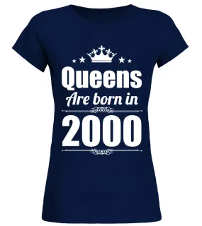 QUEENS ARE BORN IN 2000 Camiseta cuello redondo Mujer